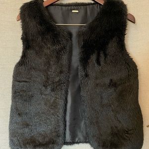 ALDO Faux Fur black Vest